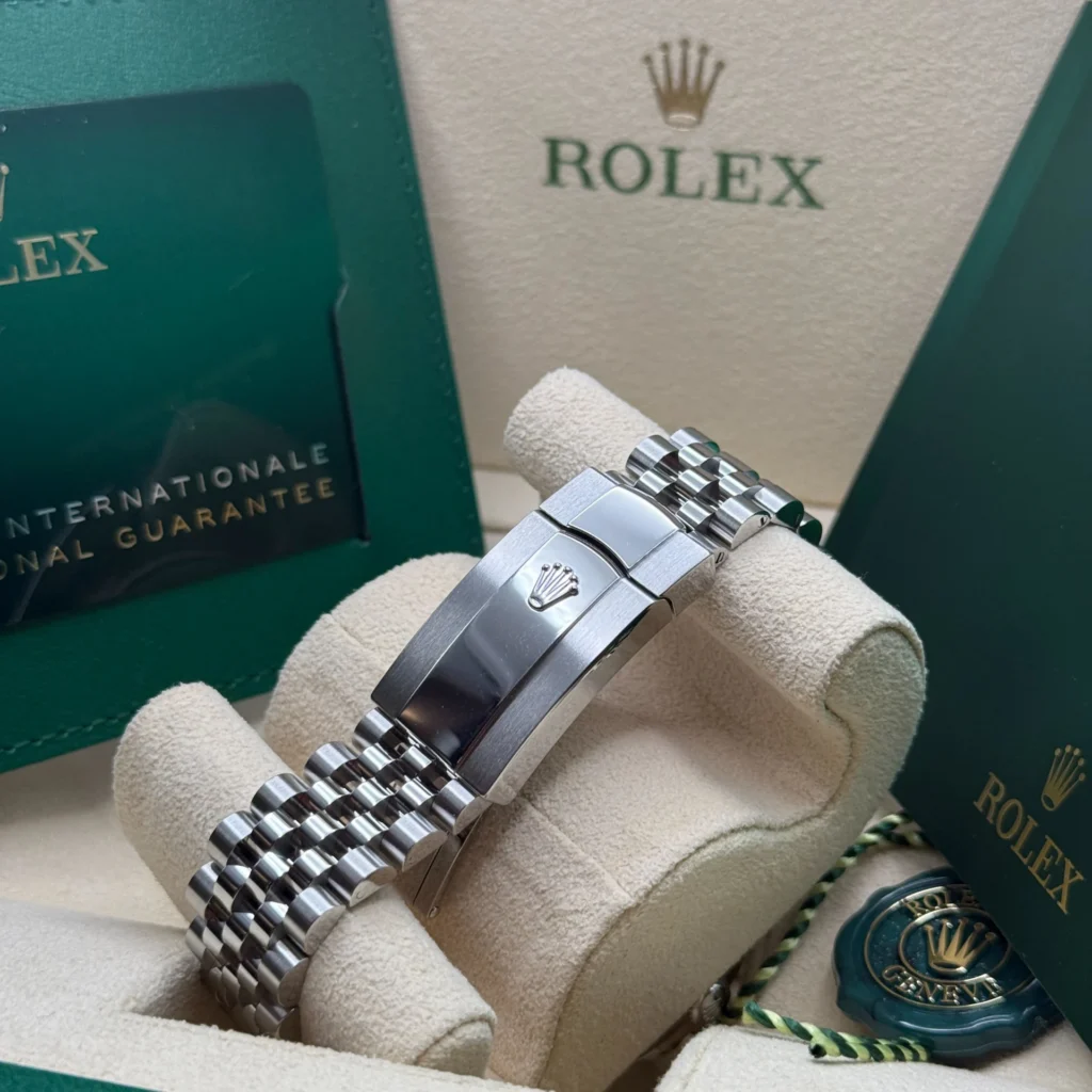 RLX Datejust 36mm 126284 Mother-of-Pearl Dial Oyster Bracelet