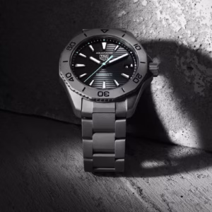 TAG Heuer Aquaracer Professional 200 Solargraph 40mm Mens Watch Titanium WBP1180.BF0000