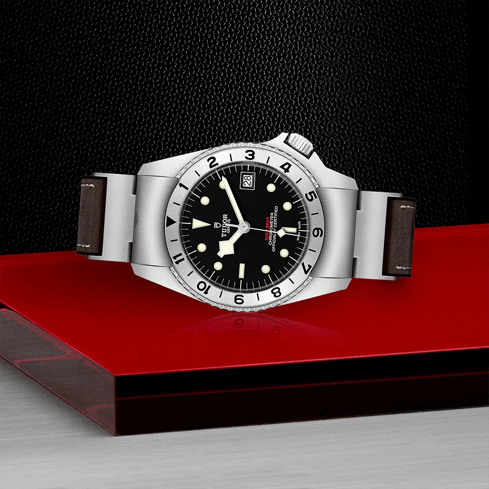 TUDOR Black Bay P01 42mm Black Dial Men's Automatic Strap Watch M70150-0001