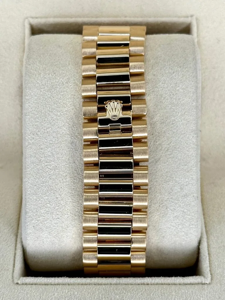 RLX Day-Date "President" 40mm Yellow Gold Silver Roman Dial - 228238