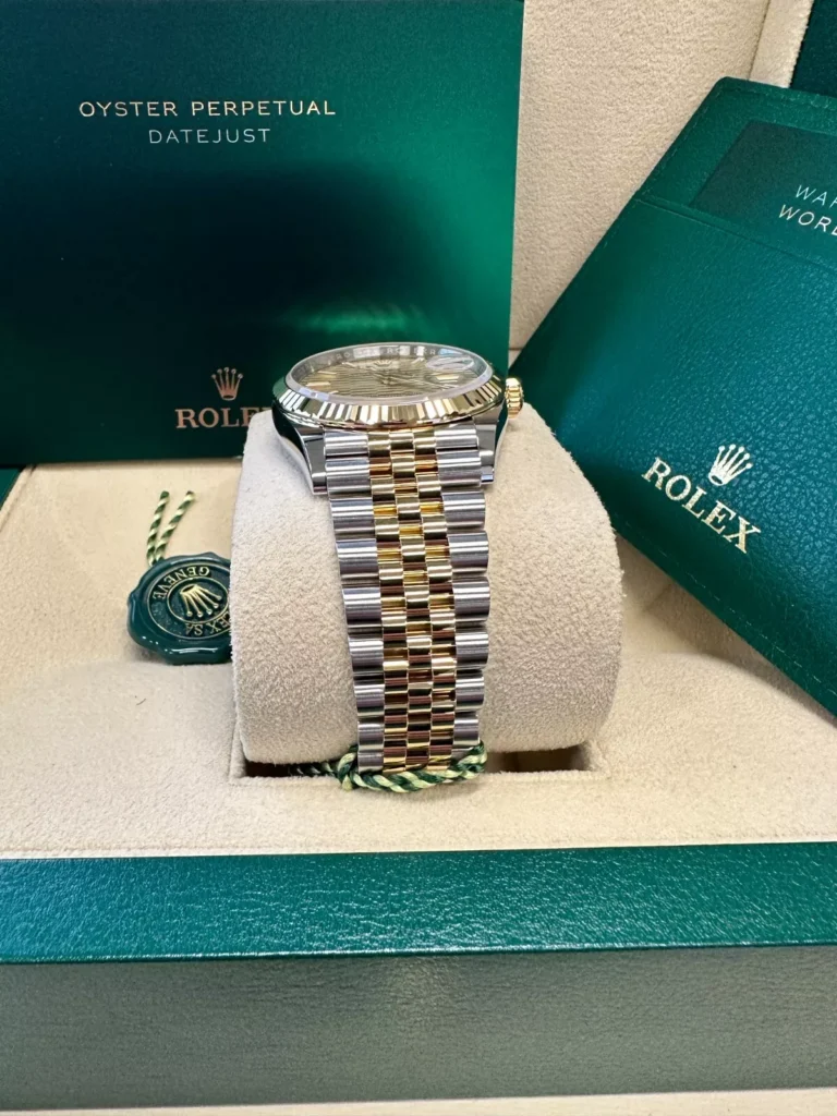 RLX Datejust 36mm 126233 Golden Fluted Motif 36mm Dial Oyster Bracelet