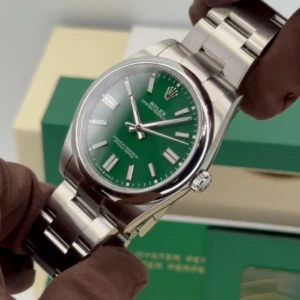 RLX Oyster Perpetual 41mm 124300-0005 Green Index Dial & Smooth Bezel Oyster Bracelet Men’s Watch