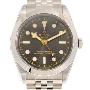 TUDOR Black Bay 39mm Black/Gold Dial Automatic Bracelet Watch M79660-0001