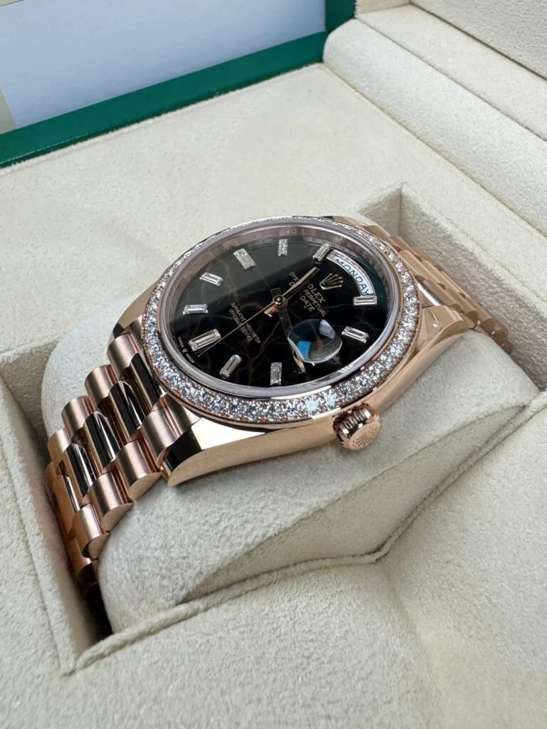 RLX Day-Date 40mm Eisenkiesel / Diamonds Dial 228345rbr-0016