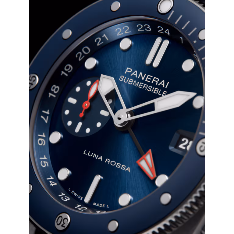 Panerai Submersible GMT Luna Rossa Titanio 42mm PAM01507