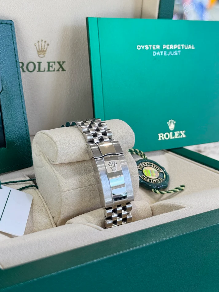 RLX Datejust 36mm 126234 Olive Green Palm Motif Dial Jubilee Stainless Steel Watch