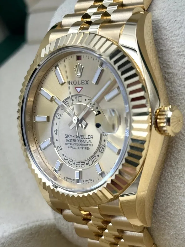 RLX Sky-Dweller 42mm 336938-0001/0004 Yellow Gold Champagne Dial Jubilee