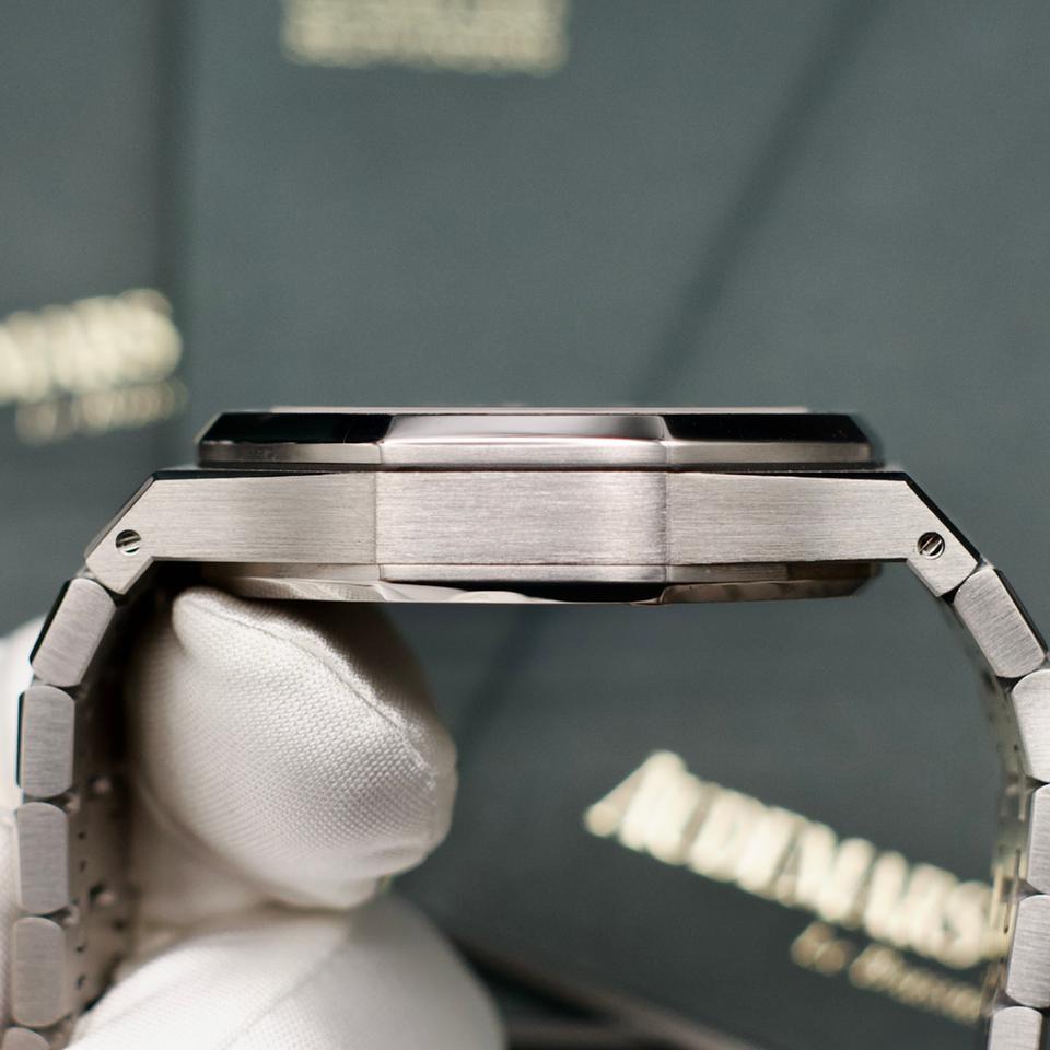 A&P ROYAL OAK PANDA Black Dial CHRONOGRAPH 41mm