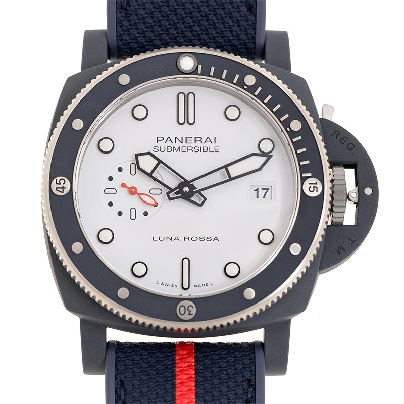 Panerai Submersible QuarantaQuattro Luna Rossa Ti-Ceramitech™ 44mm PAM01543