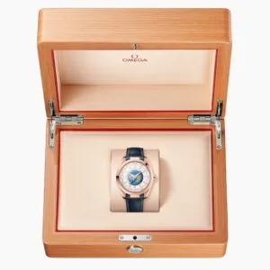 Omega AQUA TERRA 150M CO‐AXIAL MASTER CHRONOMETER GMT WORLDTIMER 43 MM