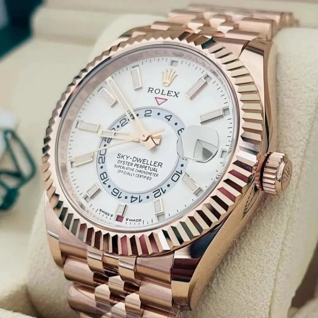 RLX Sky-Dweller 42mm 336935-0003/0007 Rose Gold White Dial Oyster