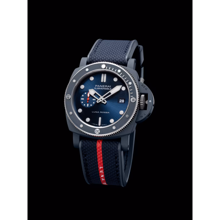 Panerai Submersible QuarantaQuattro Luna Rossa Ti-Ceramitech™ 44mm PAM01466