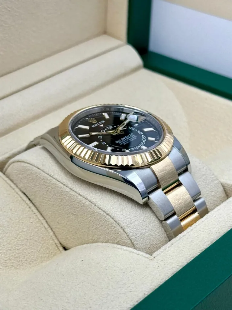 RLX Sky-Dweller 42mm 336933-0003/0004 Two-Tone Yellow Gold Black Dial Jubilee