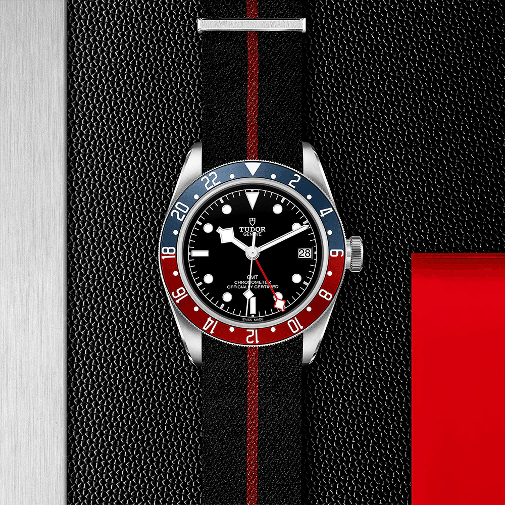 TUDOR Black Bay GMT 41mm Black Dial Automatic Men's Fabric Strap Watch M79830RB-0003
