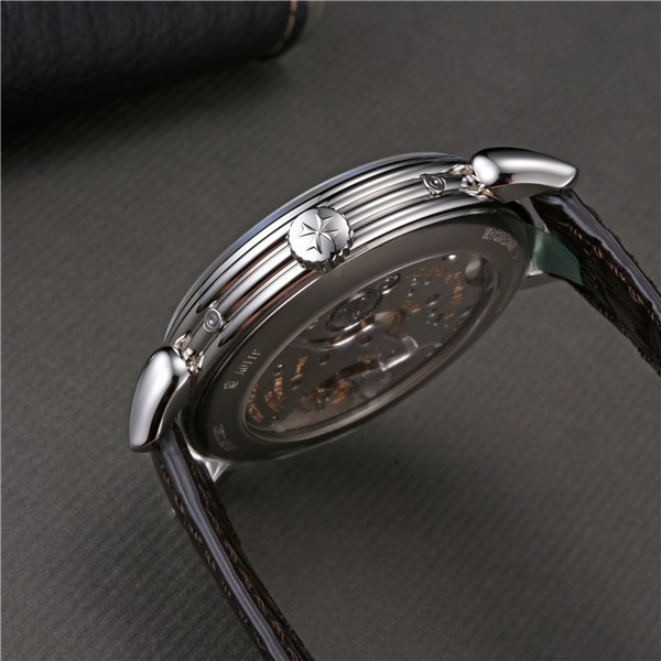 Vacheron Constantin Historiques Triple Calendrier 1942 Ref. # 3110V/000A-B425