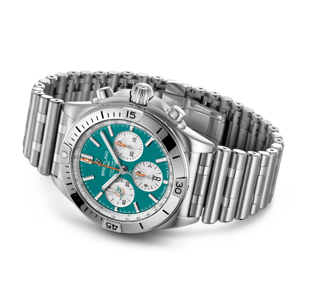 Breitling Chronomat B01 42 NFL Miami Dolphins Edition AB01342B1L2A1