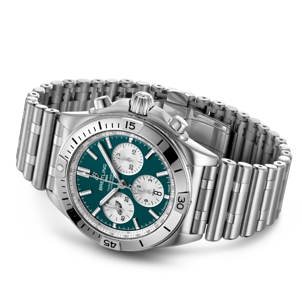 Breitling Chronomat B01 42 NFL Philadelphia Eagles Edition AB01342B1L4A1