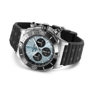 Breitling Super Chronomat B01 44mm PB0136251C1S1
