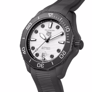 TAG Heuer Night Diver Aquaracer Calibre 5 43mm Mens Watch WBP201D.FT6197