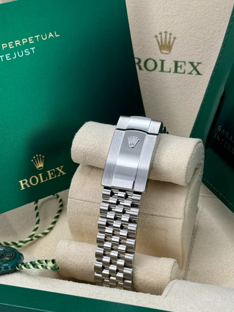 RLX Datejust 36mm 126234 Olive Green Palm Motif Diamond Dial Jubilee Stainless Steel Watch