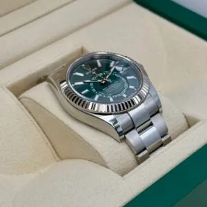 RLX Sky-Dweller 42mm 336934-0001/0002 Stainless Steel Green Dial Oyster