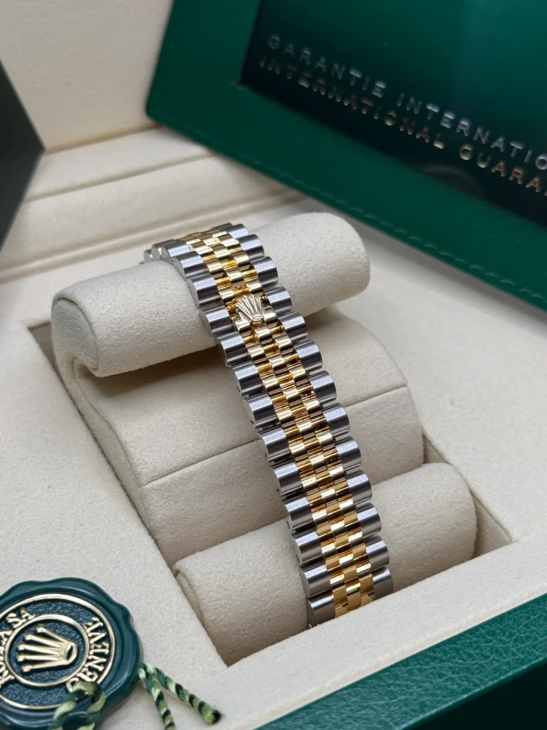 RLX Datejust m278383-0025/0026 31mm Champagne Dial Oyster Bracelet