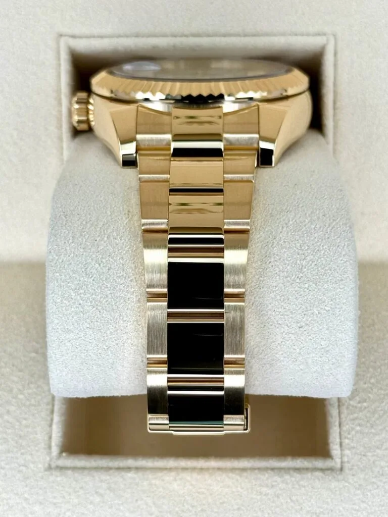 RLX Sky-Dweller 42mm 336938-0003/0006 Yellow Gold White Dial Jubilee