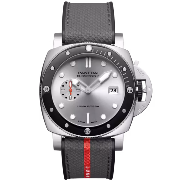 Panerai Submersible QuarantaQuattro Luna Rossa 44mm PAM01681