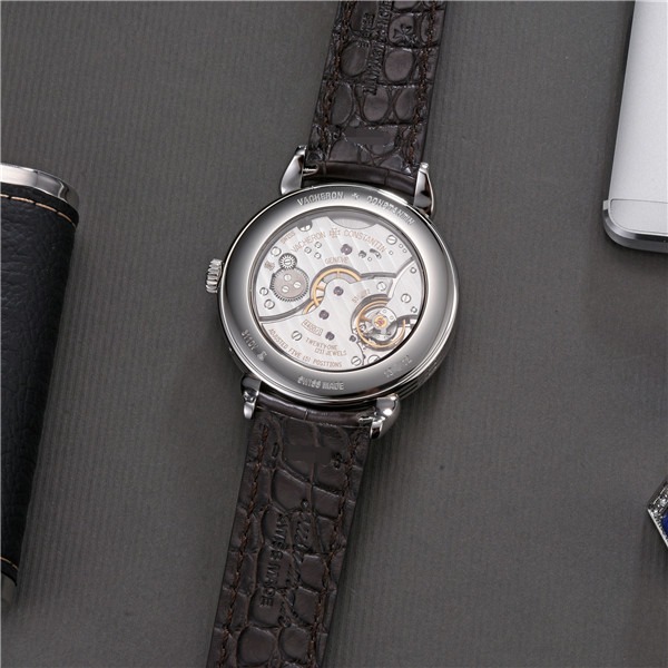 Vacheron Constantin Historiques Triple Calendrier 1942 Ref. # 3110V/000A-B425