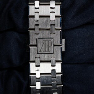 A&P ROYAL OAK Silver-Toned Dial CHRONOGRAPH 41mm