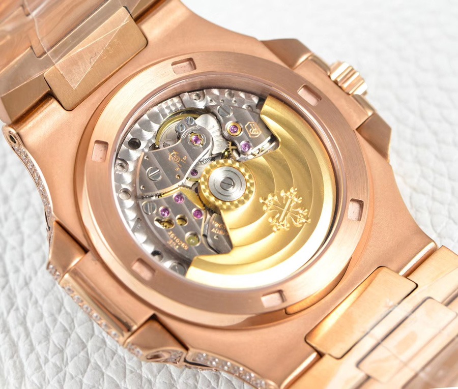 Patek Philippe Nautilus 5719/10G-010 Replica