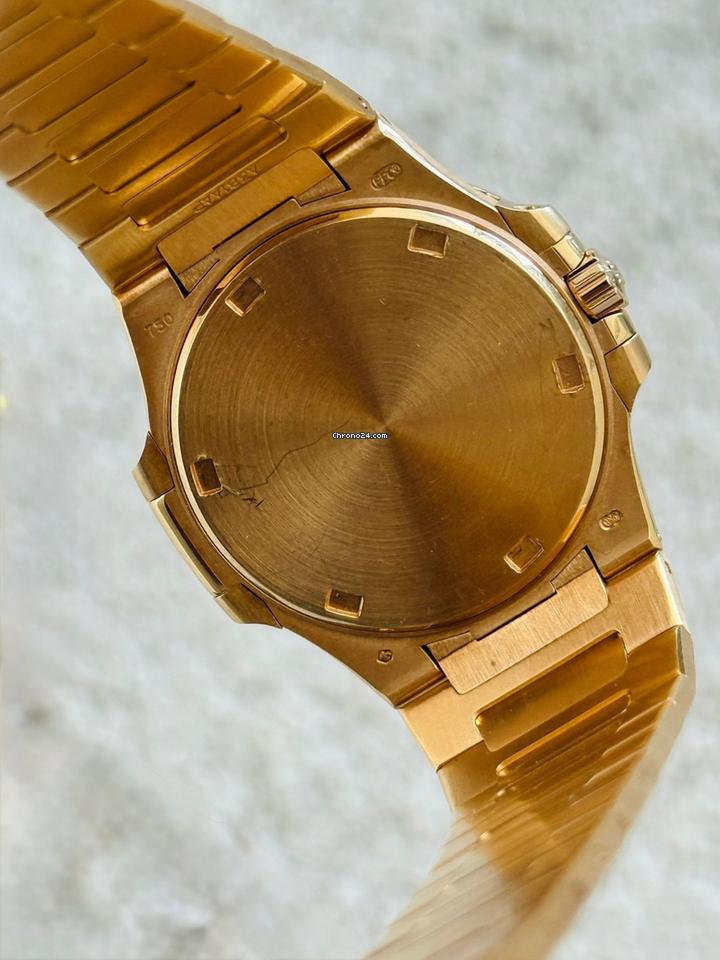 Patek Philippe Nautilus 7011/1R-010 Replica