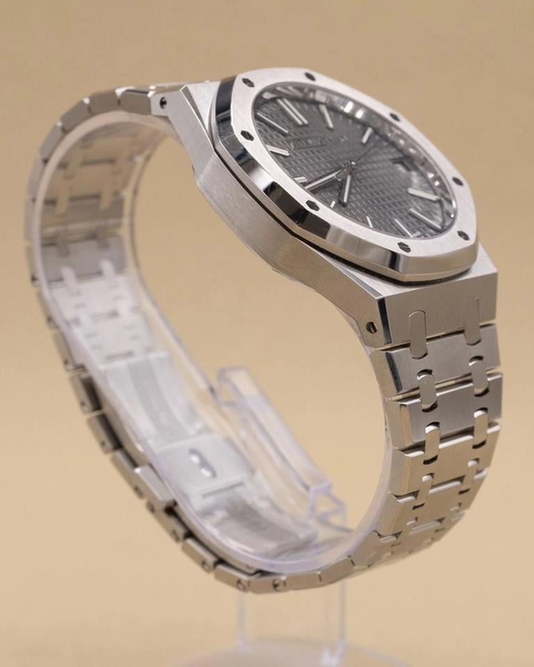A&P ROYAL OAK Grey Dial 41mm
