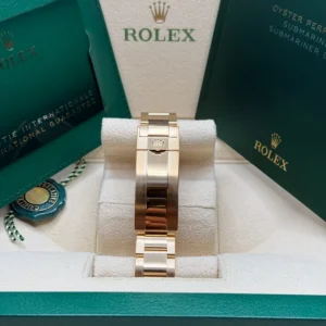 Rolex Submariner 40mm 116618LB