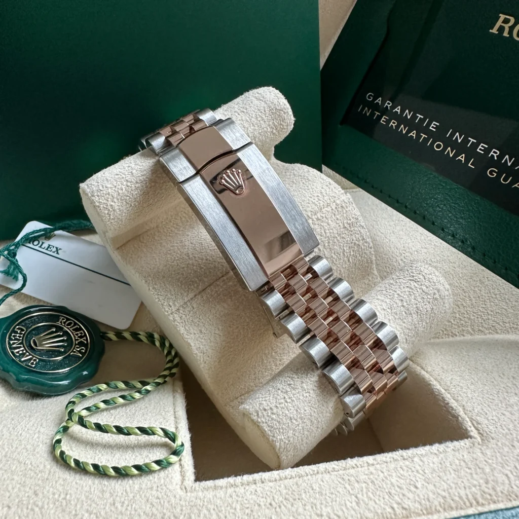 RLX Datejust 36mm 126231 Silver Fluted Motif Dial Jubilee Bracelet