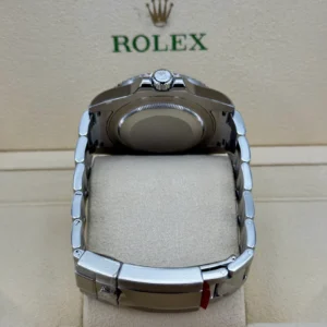 Rolex GMT-Master II 116710LN 40mm