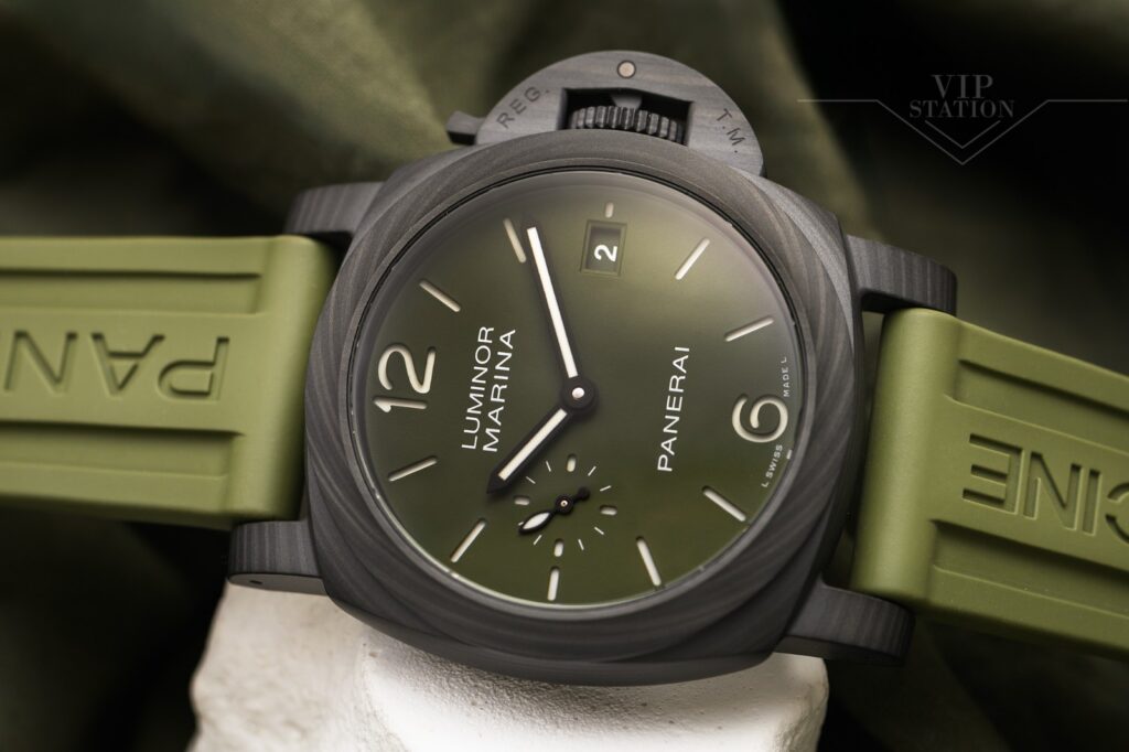 Panerai Luminor Quaranta Carbotech™ 40mm PAM01526