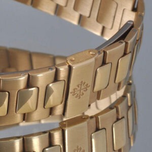 Patek Philippe Nautilus 3800 37MM White Dial With 18K Yellow Gold Bracelet