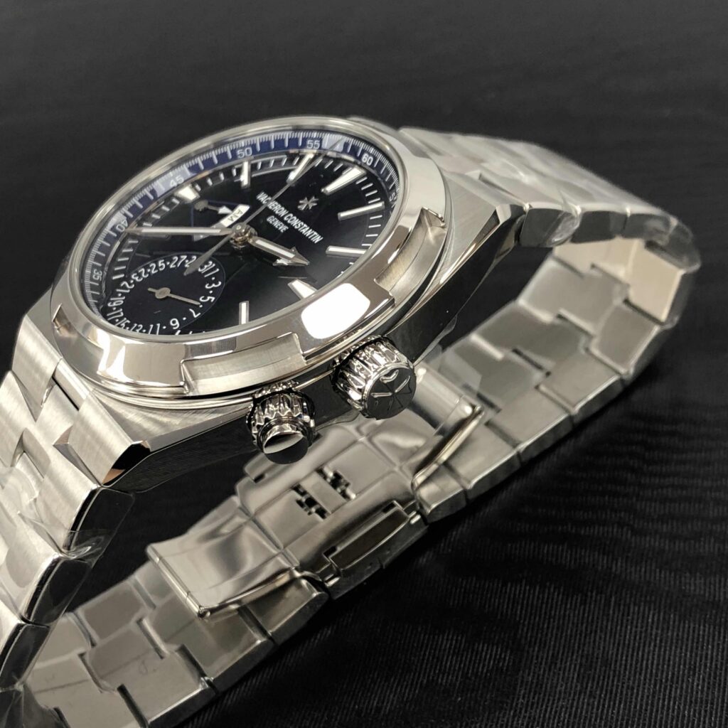 Vacheron Constantin Overseas Dual Time Ref. # 7900V/110A-B334