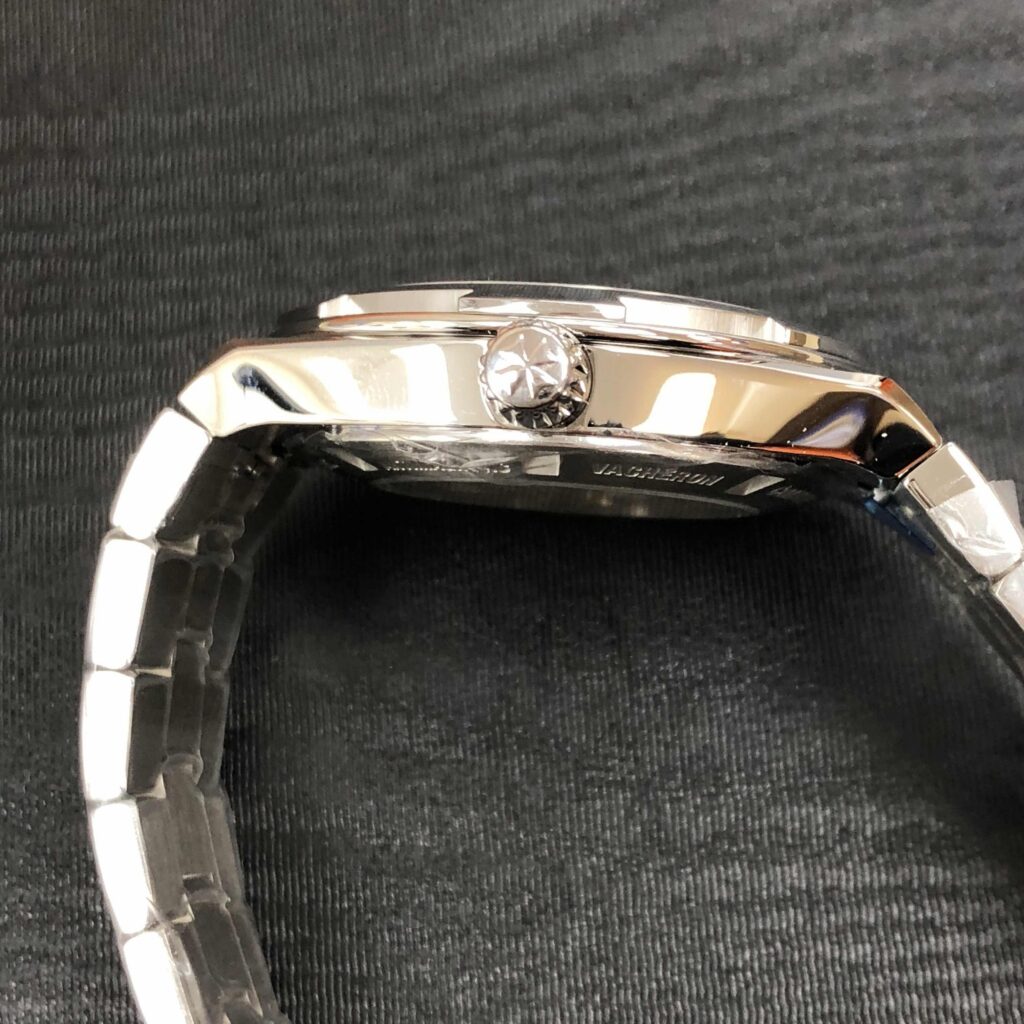 Vacheron Constantin Overseas Self-Winding Ref. # 2300V/100A-B170