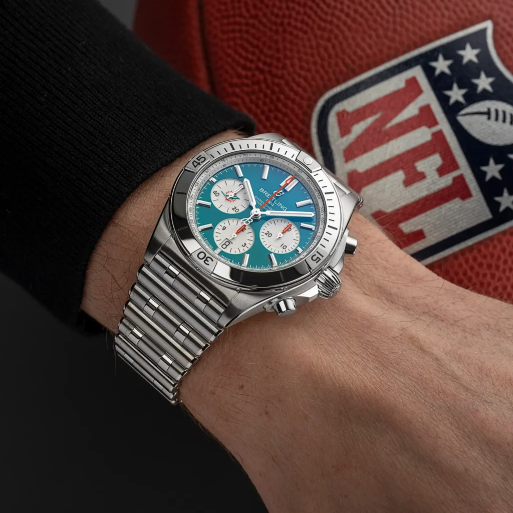 Breitling Chronomat B01 42 NFL Miami Dolphins Edition AB01342B1L2A1