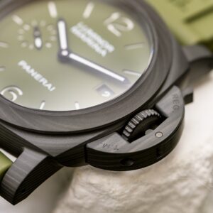 Panerai Luminor Quaranta Carbotech™ 40mm PAM01526