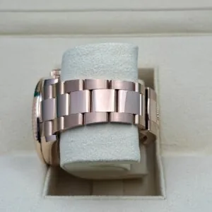RLX Sky-Dweller 42mm 336935-0002/0006 Rose Gold Chocolate Dial Jubilee