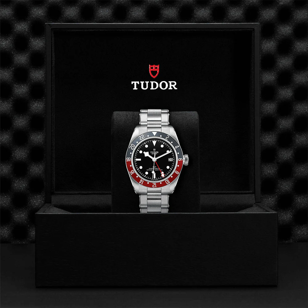 TUDOR Black Bay GMT 41mm Black Dial Automatic Men's Bracelet Watch M79830RB-0001