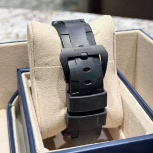 Panerai Submersible QuarantaQuattro Goldtech™ OroCarbo 44mm PAM02070