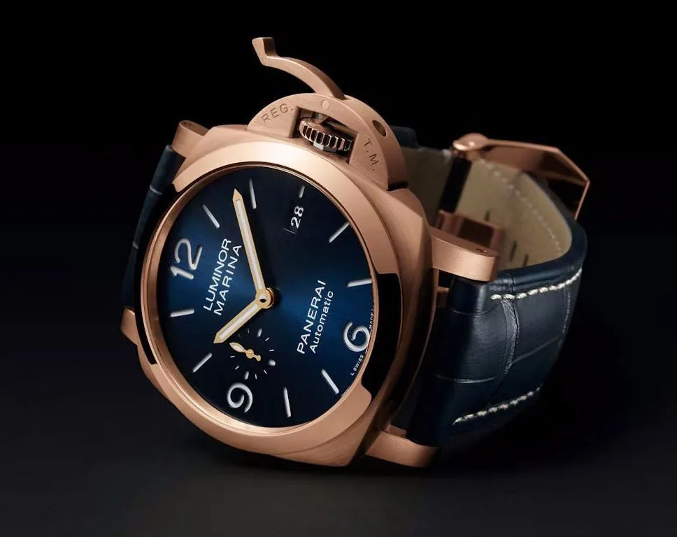 Panerai Luminor Marina Goldtech™ 44mm PAM01112