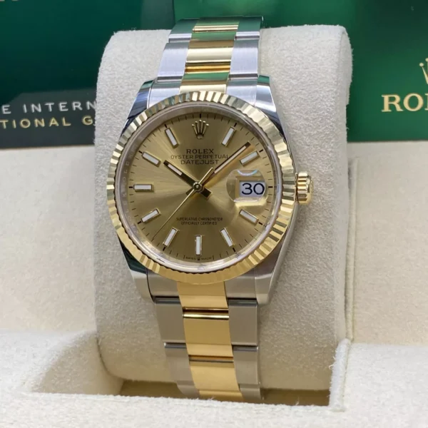 RLX Datejust 36mm 126233 Champagne Dial Jubilee Bracelet Watch