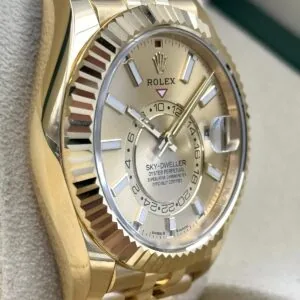 RLX Sky-Dweller 42mm 336938-0001/0004 Yellow Gold Champagne Dial Jubilee