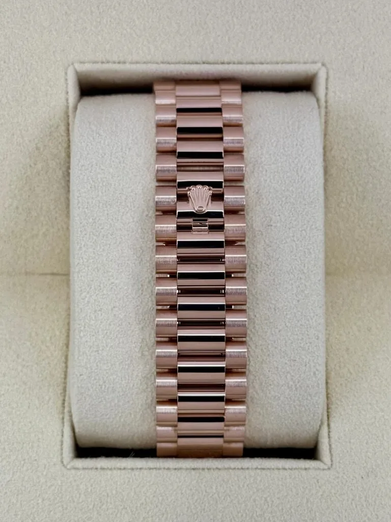 RLX Day-Date "President" 36mm Everose Gold Olive Green Roman Dial 128235