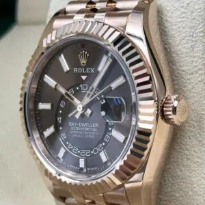 RLX Sky-Dweller 42mm 336935-0004/0008 Rose Gold Rhodium Dial Oyster